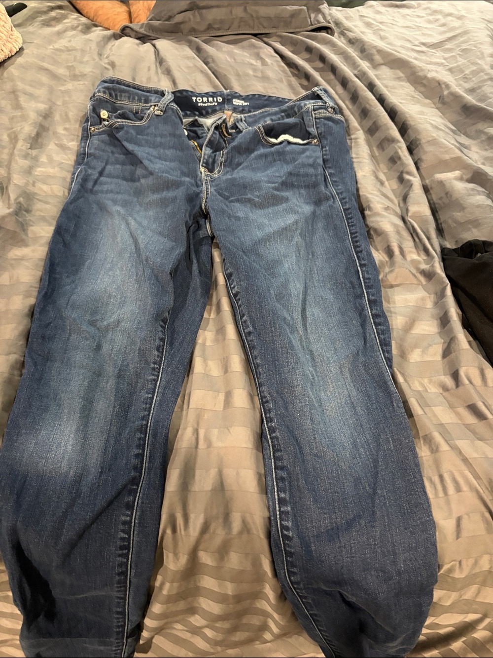 torrid Mid-Blue Stretch Denim Jeggings